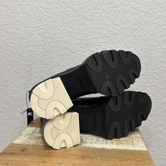 Sorel Brex Leather Chelsea Boots Size 10 - Picture 10 of 10